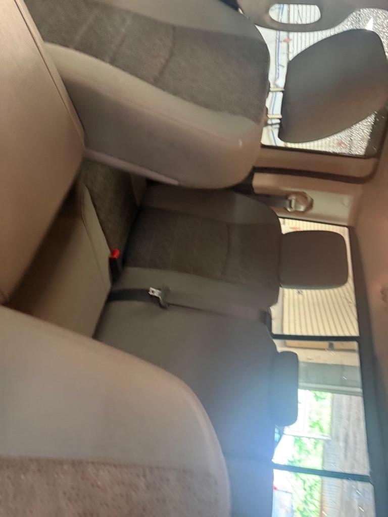 RAM 1500 SLT Quad Cab 4WD 2016