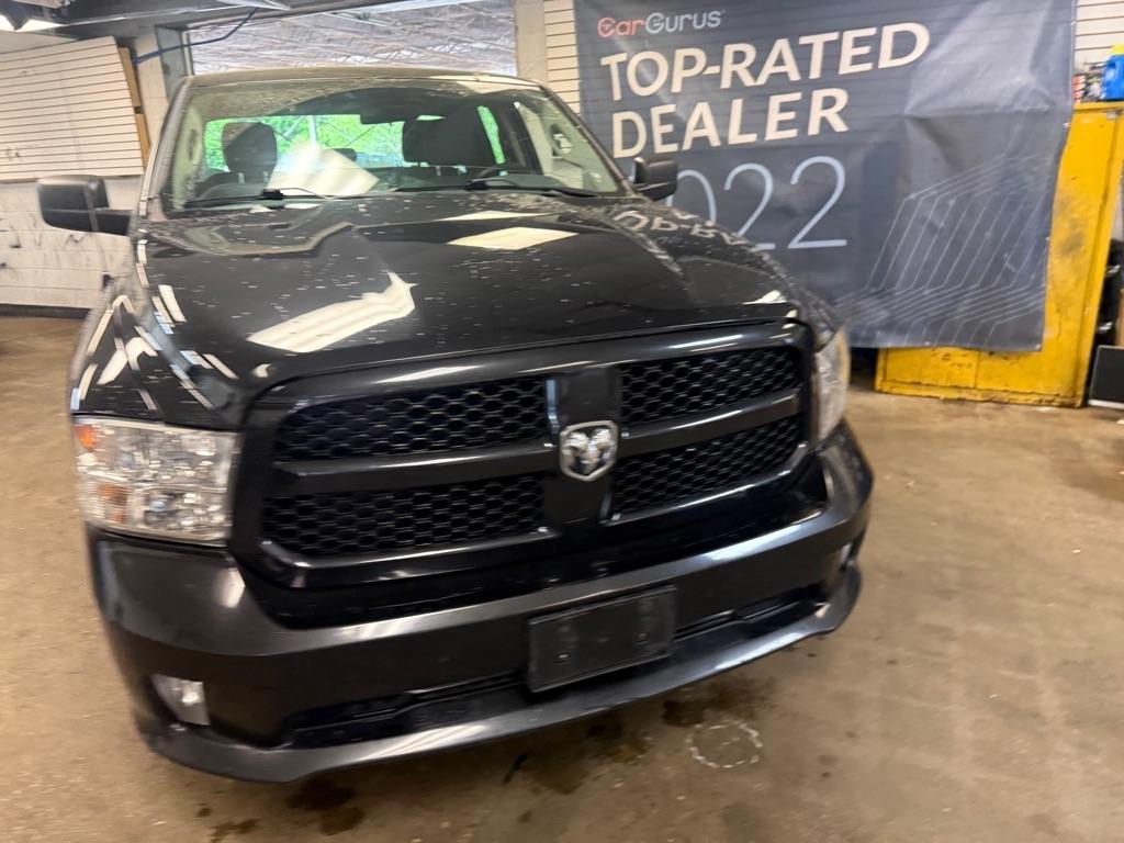 RAM 1500 Tradesman Quad Cab 4WD 2018