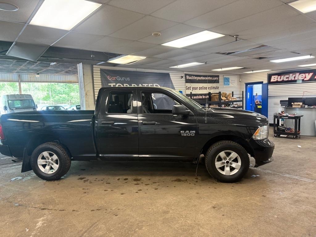 RAM 1500 Tradesman Quad Cab 4WD 2018