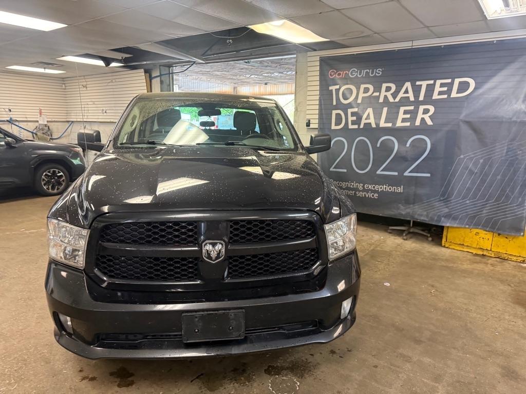 RAM 1500 Tradesman Quad Cab 4WD 2018