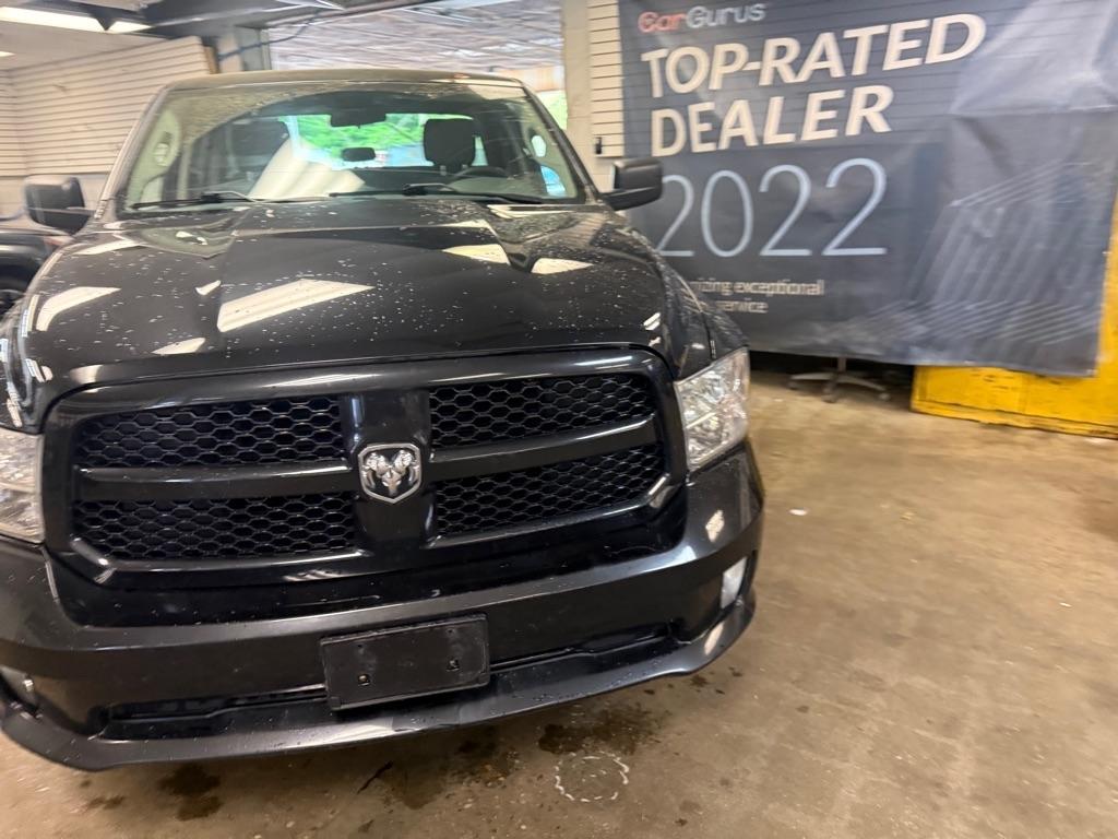 RAM 1500 Tradesman Quad Cab 4WD 2018