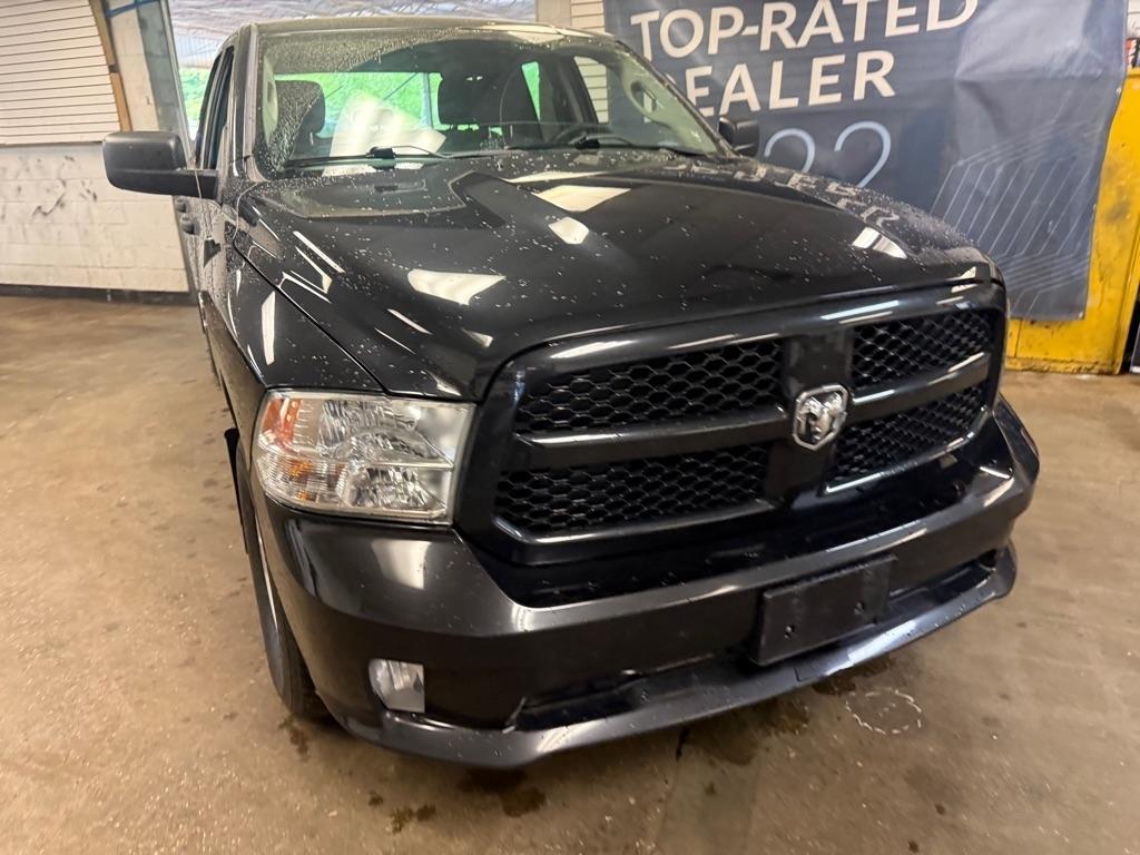 RAM 1500 Tradesman Quad Cab 4WD 2018