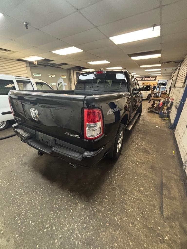 RAM 1500 Big Horn Crew Cab SWB 4WD 2019
