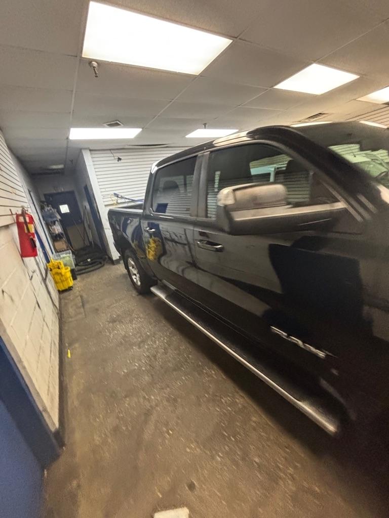 RAM 1500 Big Horn Crew Cab SWB 4WD 2019