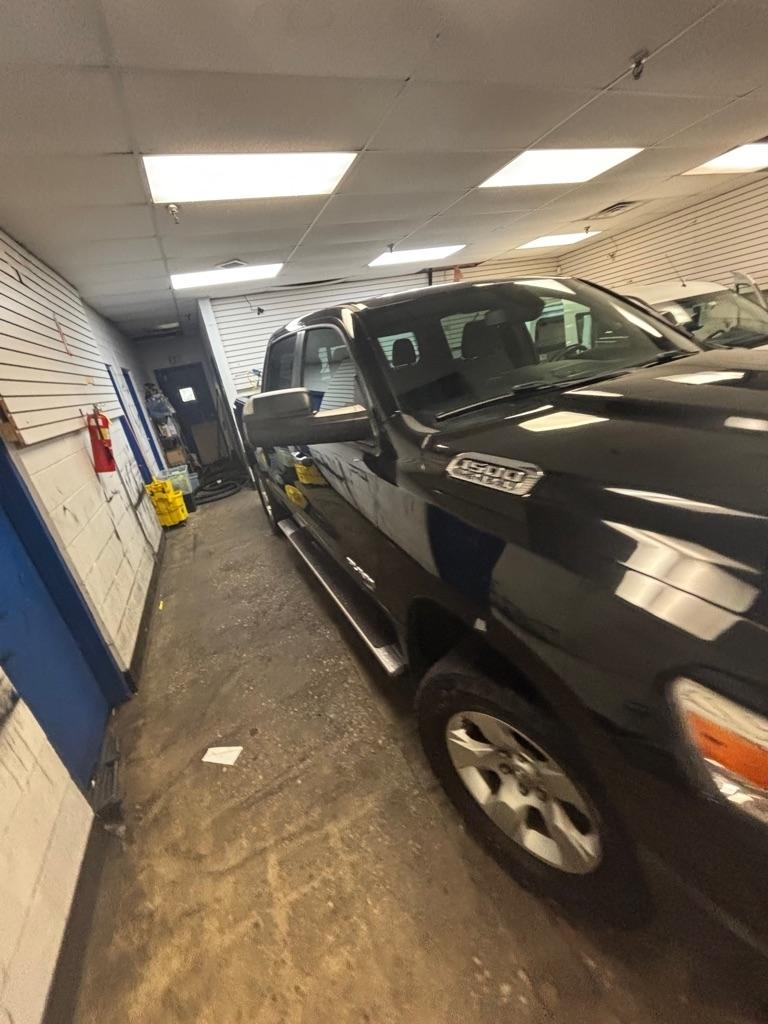 RAM 1500 Big Horn Crew Cab SWB 4WD 2019