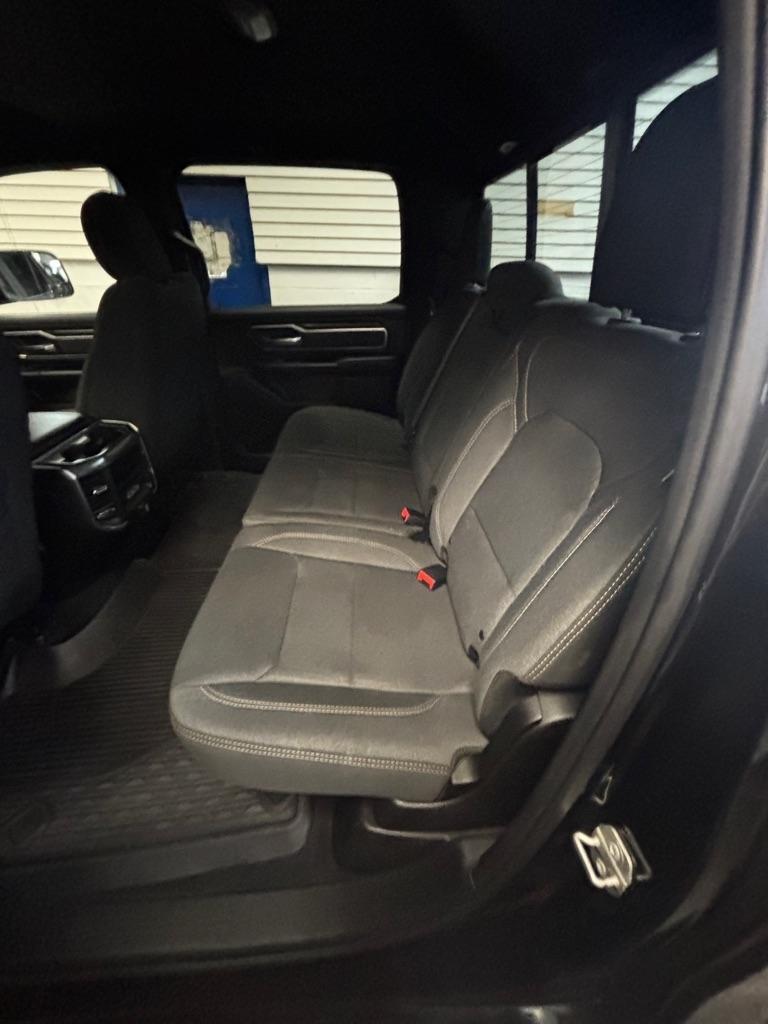 RAM 1500 Big Horn Crew Cab SWB 4WD 2019