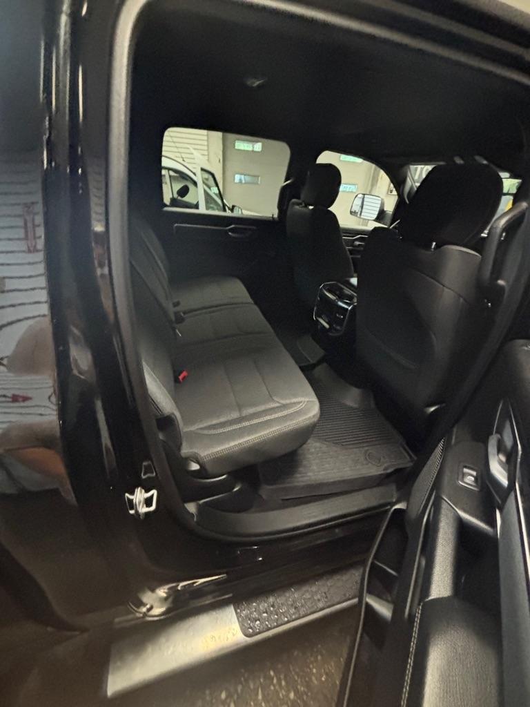 RAM 1500 Big Horn Crew Cab SWB 4WD 2019