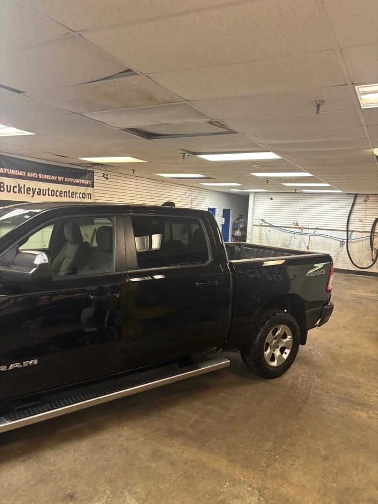 RAM 1500 Big Horn Crew Cab SWB 4WD 2019