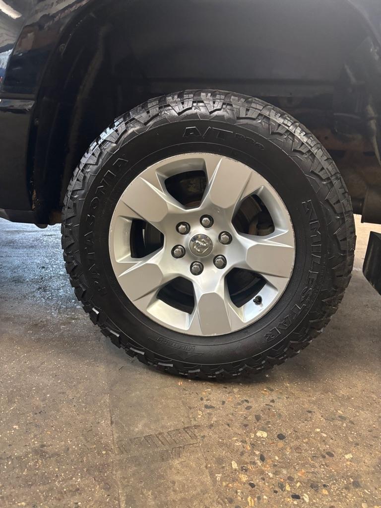 RAM 1500 Big Horn Crew Cab SWB 4WD 2019