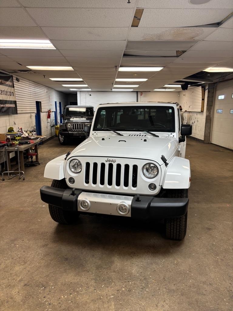 Jeep Wrangler Unlimited Sahara 4WD 2015