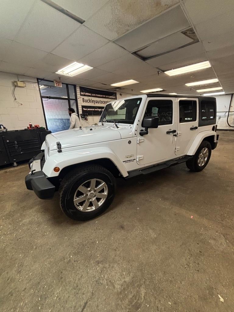 Jeep Wrangler Unlimited Sahara 4WD 2015