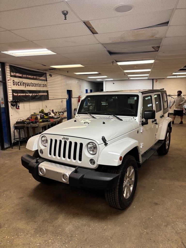 Jeep Wrangler Unlimited Sahara 4WD 2015