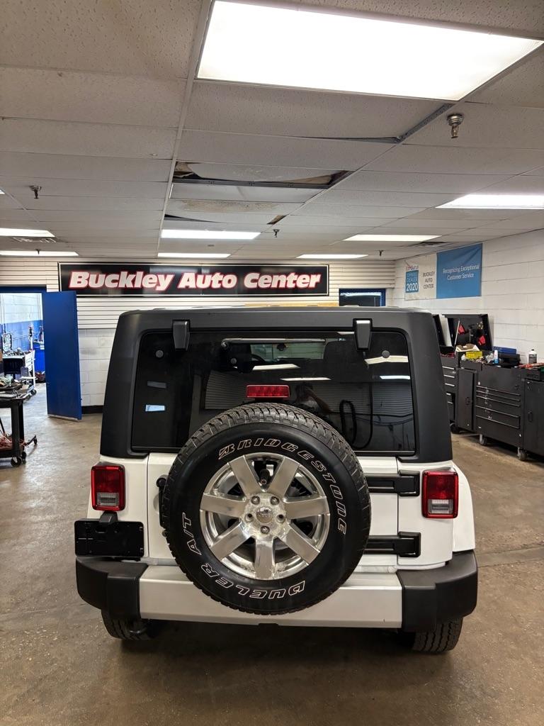 Jeep Wrangler Unlimited Sahara 4WD 2015