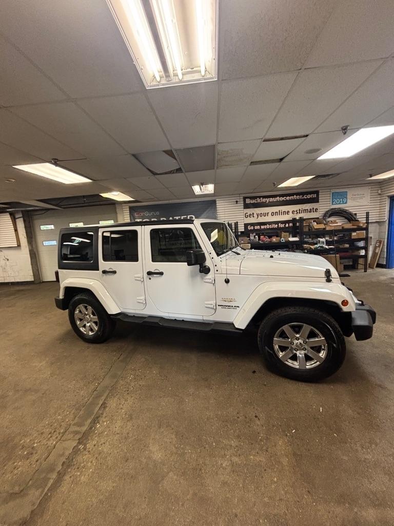 Jeep Wrangler Unlimited Sahara 4WD 2015
