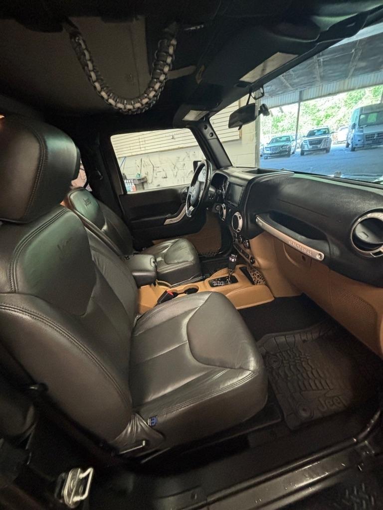 Jeep Wrangler Sahara 4WD 2017