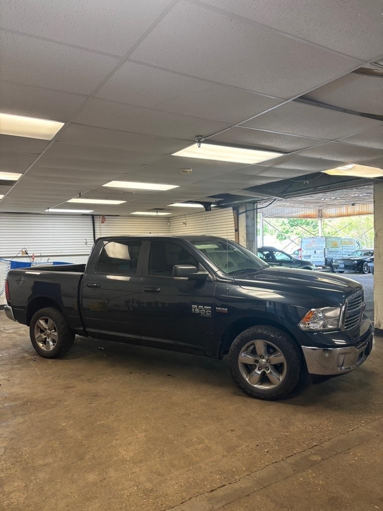 RAM 1500 Classic Tradesman Crew Cab SWB 4WD 2019