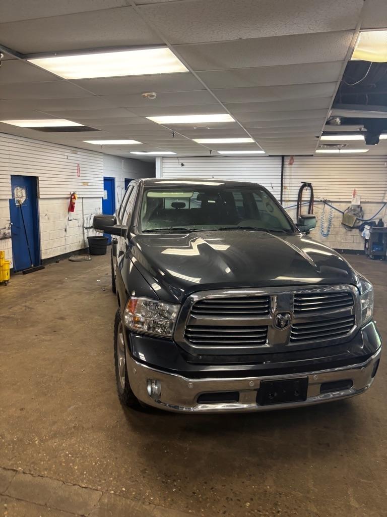RAM 1500 Classic Tradesman Crew Cab SWB 4WD 2019