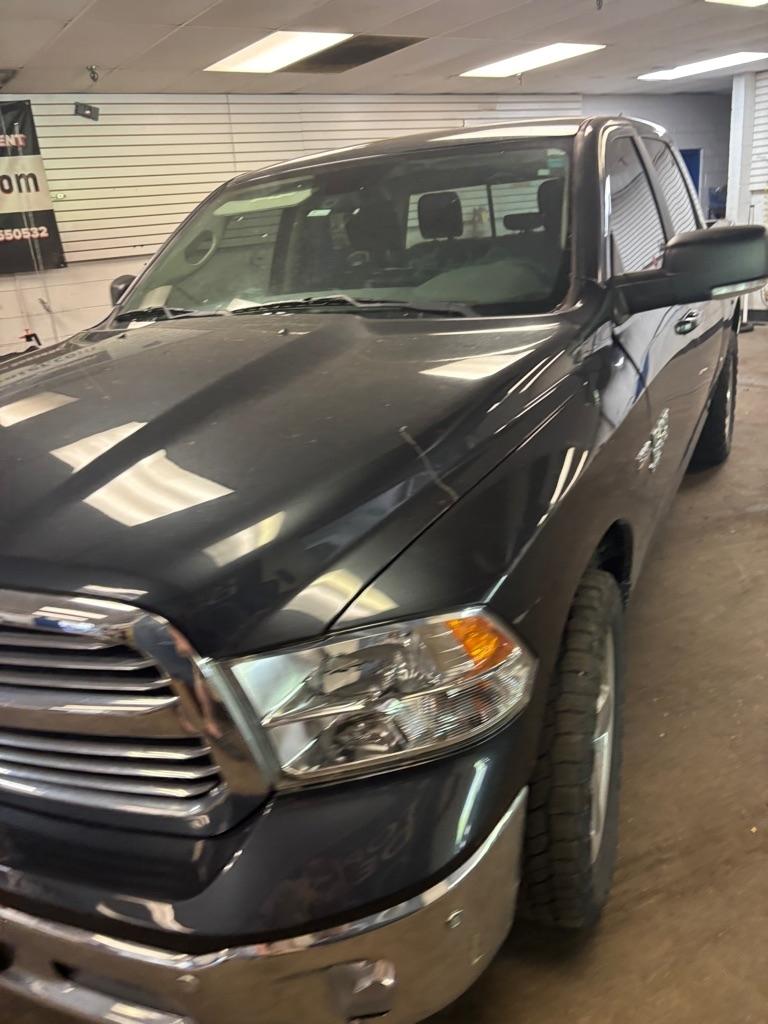 RAM 1500 Classic Tradesman Crew Cab SWB 4WD 2019