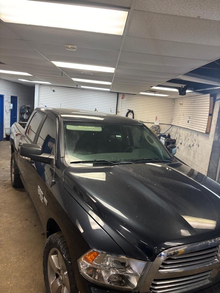 RAM 1500 Classic Tradesman Crew Cab SWB 4WD 2019