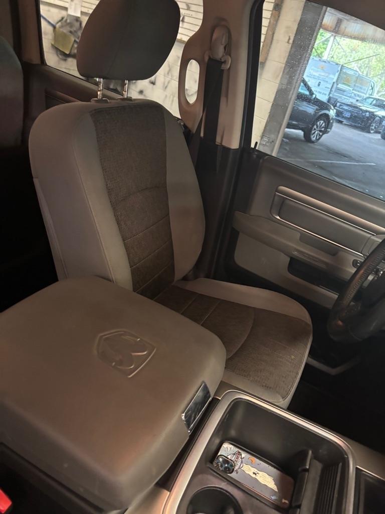 RAM 1500 Classic Tradesman Crew Cab SWB 4WD 2019