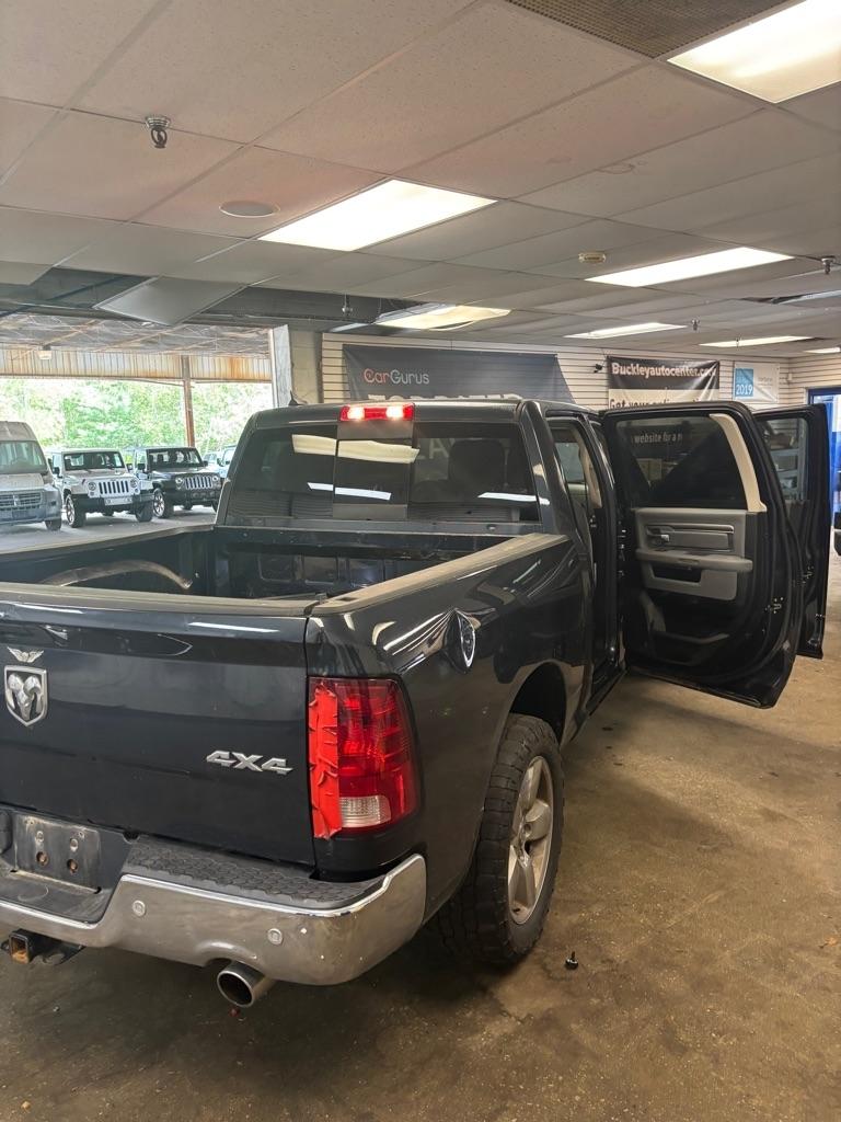 RAM 1500 Classic Tradesman Crew Cab SWB 4WD 2019
