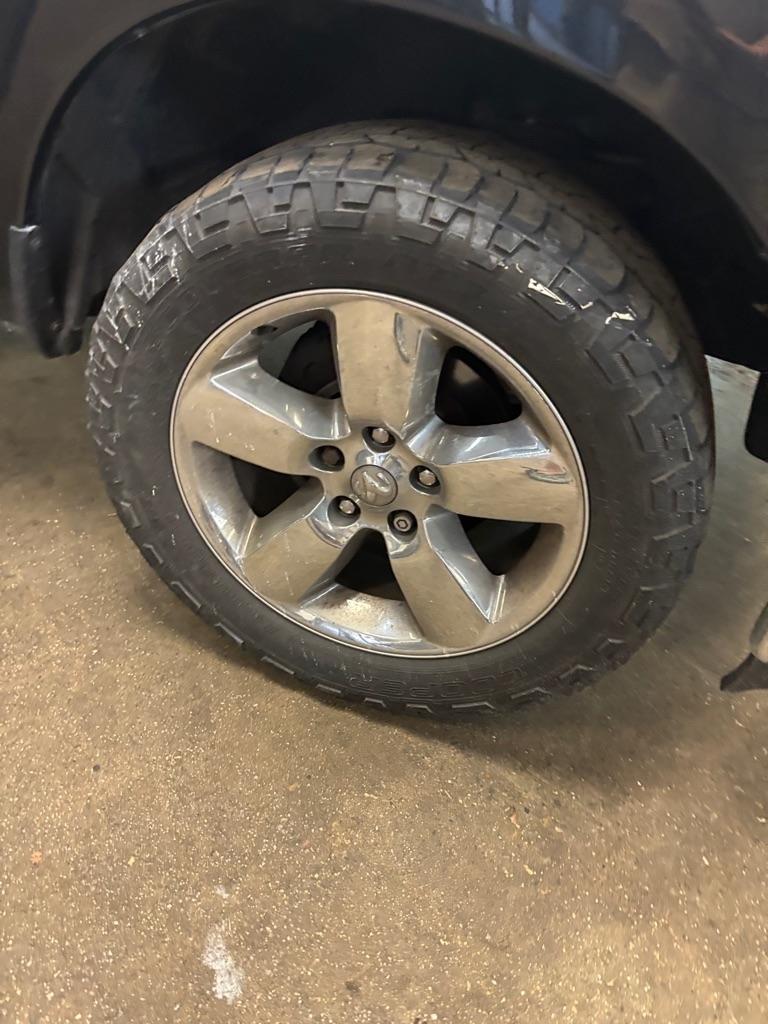 RAM 1500 Classic Tradesman Crew Cab SWB 4WD 2019