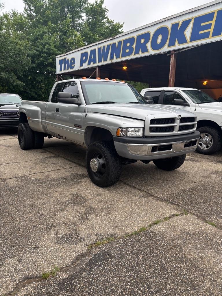 Dodge Ram 3500 SLT Quad Cab 4WD 2002