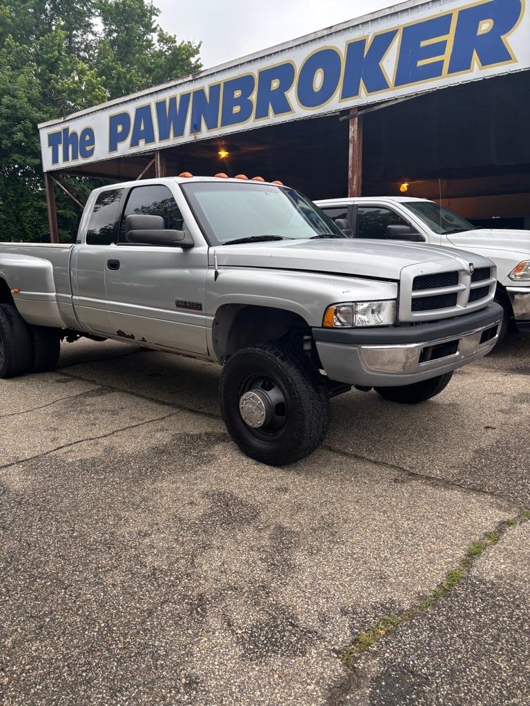Dodge Ram 3500 SLT Quad Cab 4WD 2002