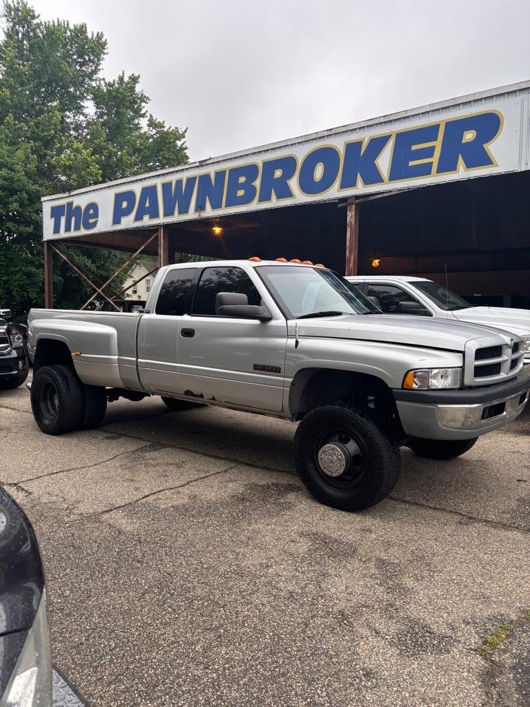 Dodge Ram 3500 SLT Quad Cab 4WD 2002