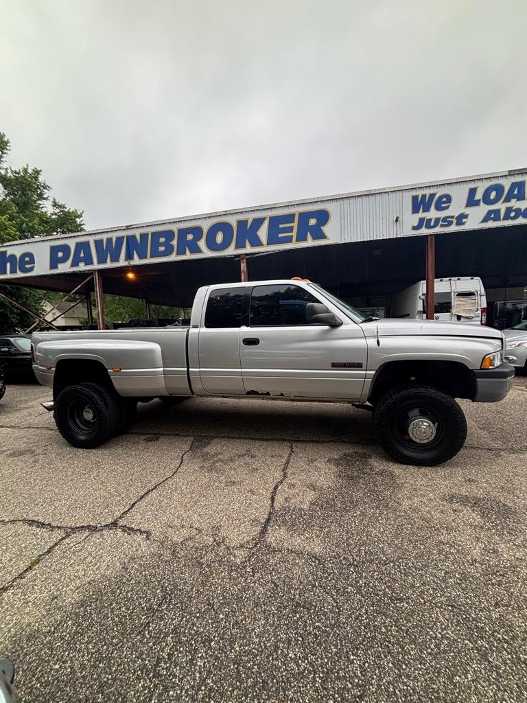 Dodge Ram 3500 SLT Quad Cab 4WD 2002