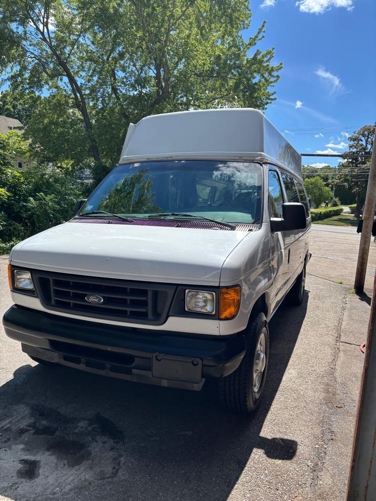 Ford Econoline E-250 Extended 2005