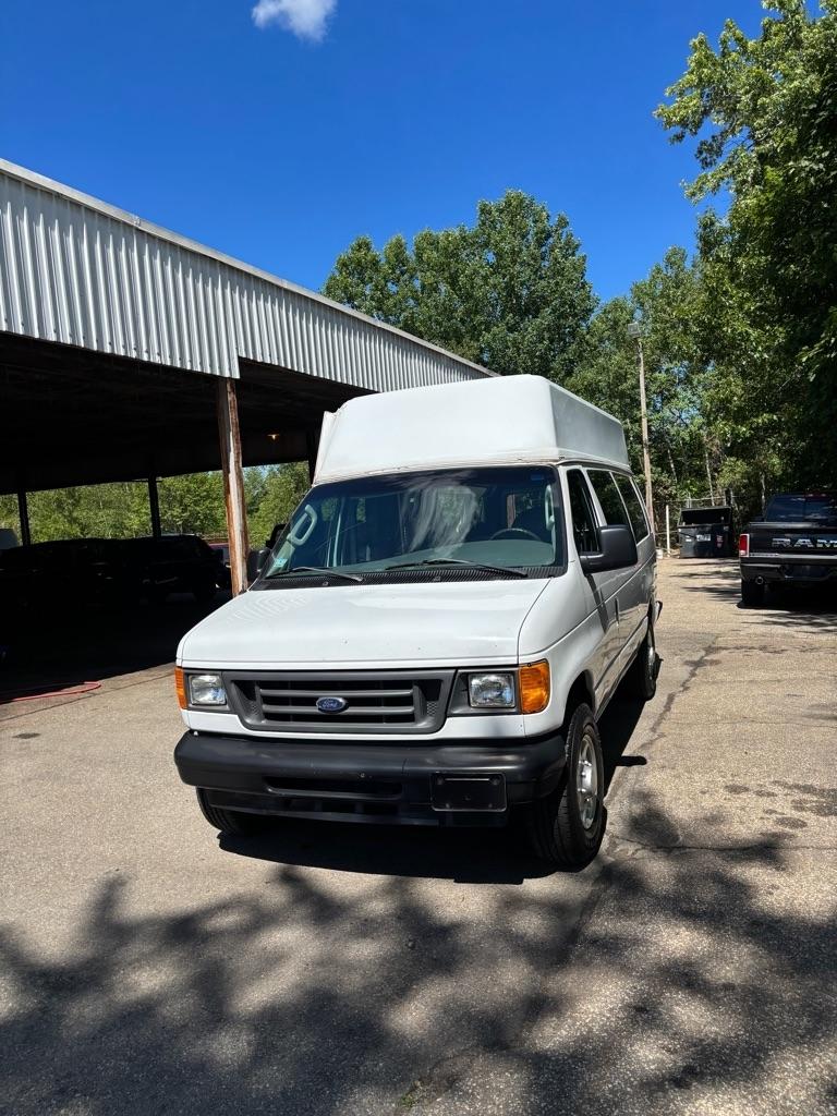 Ford Econoline E-250 Extended 2005