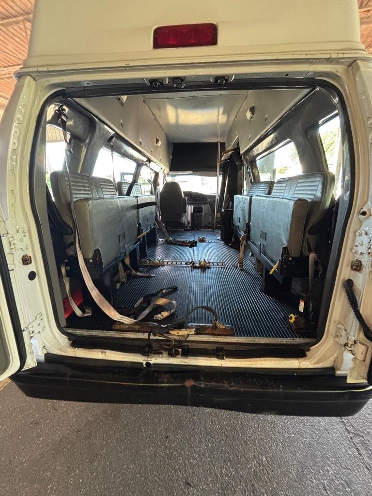 Ford Econoline E-250 Extended 2005