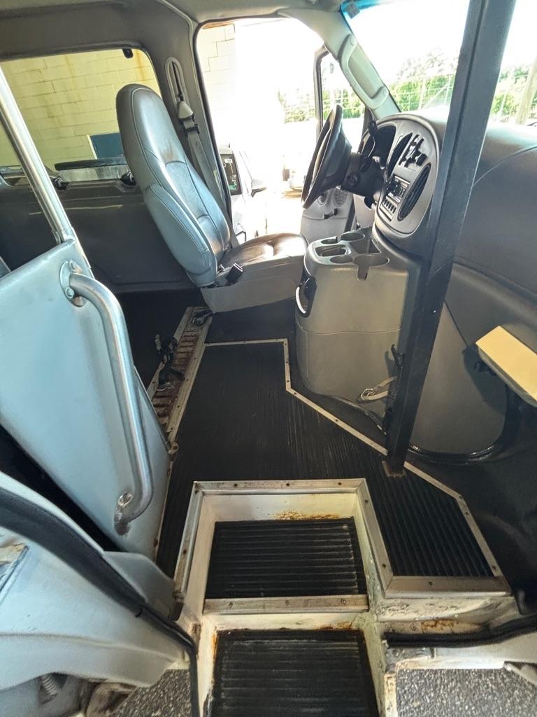 Ford Econoline E-250 Extended 2005