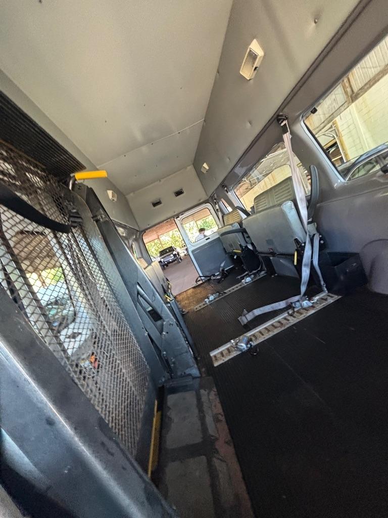 Ford Econoline E-250 Extended 2005