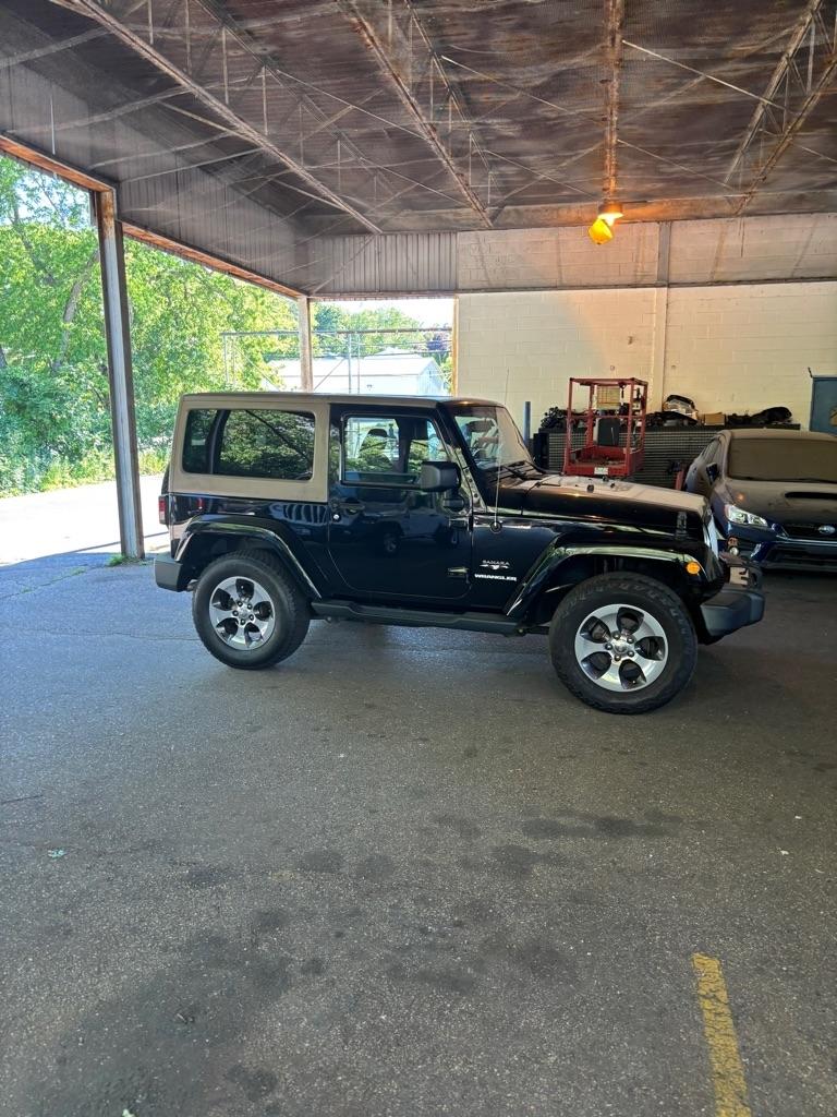 Jeep Wrangler Sahara 4WD 2016
