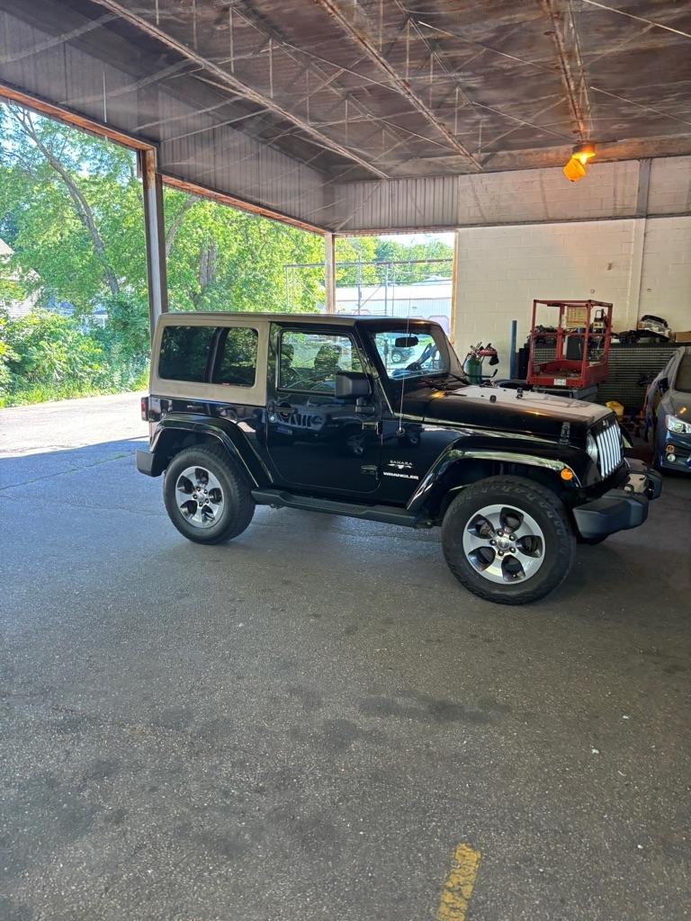 Jeep Wrangler Sahara 4WD 2016