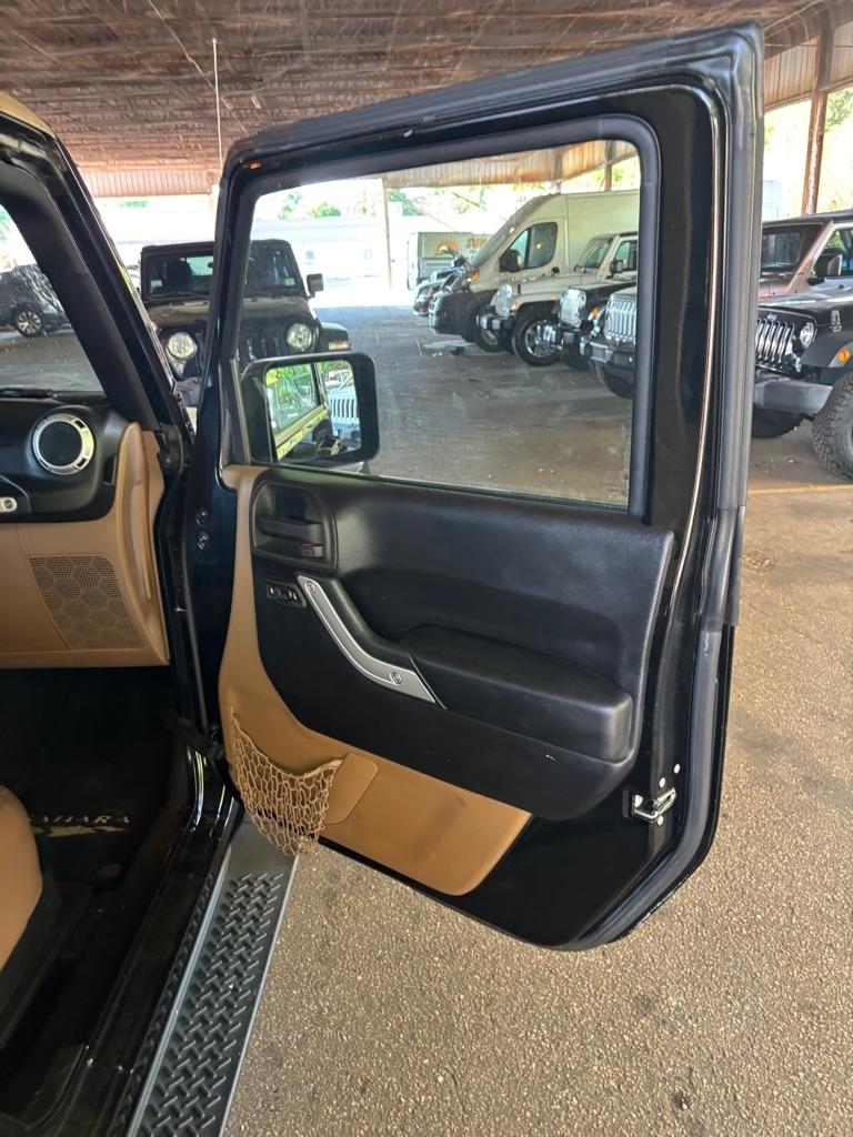 Jeep Wrangler Sahara 4WD 2016