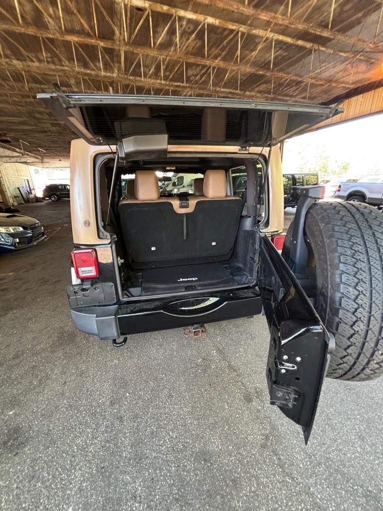 Jeep Wrangler Sahara 4WD 2016