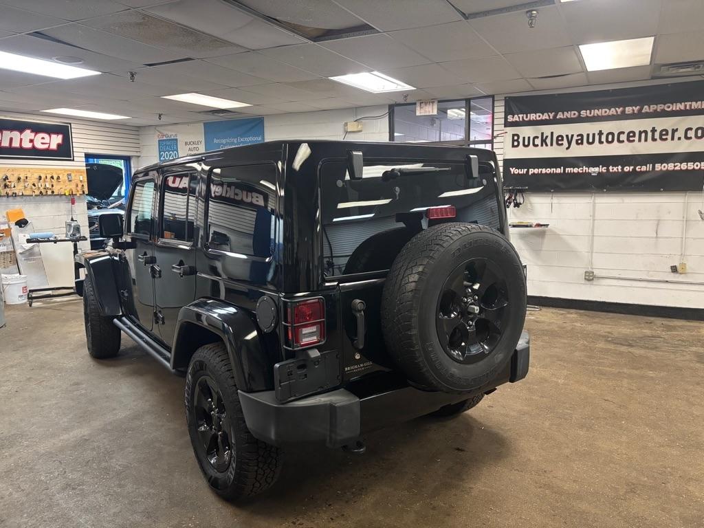 Jeep Wrangler Unlimited Sahara 4WD 2015
