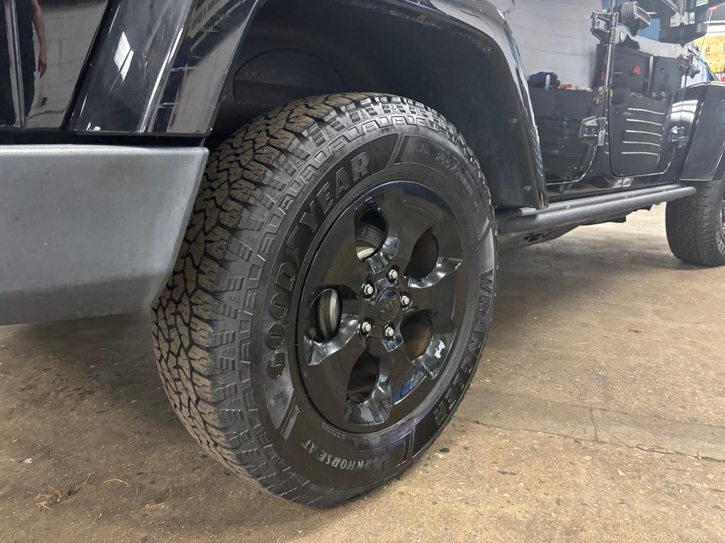 Jeep Wrangler Unlimited Sahara 4WD 2015