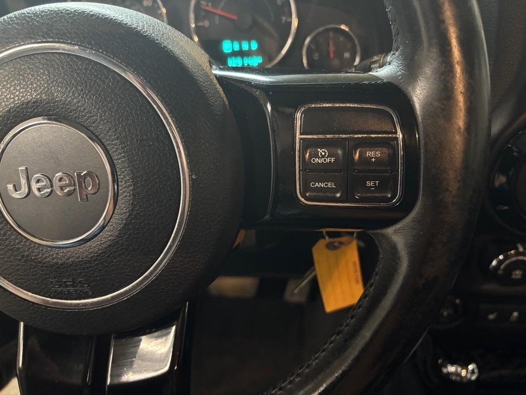Jeep Wrangler Unlimited Sahara 4WD 2015