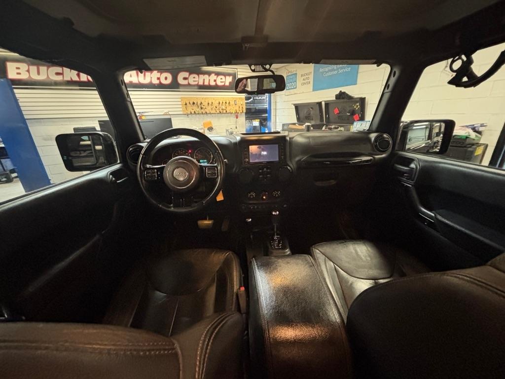 Jeep Wrangler Unlimited Sahara 4WD 2015