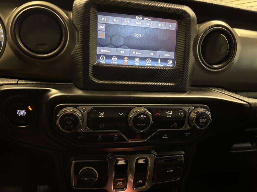 Jeep Wrangler Sport 2022
