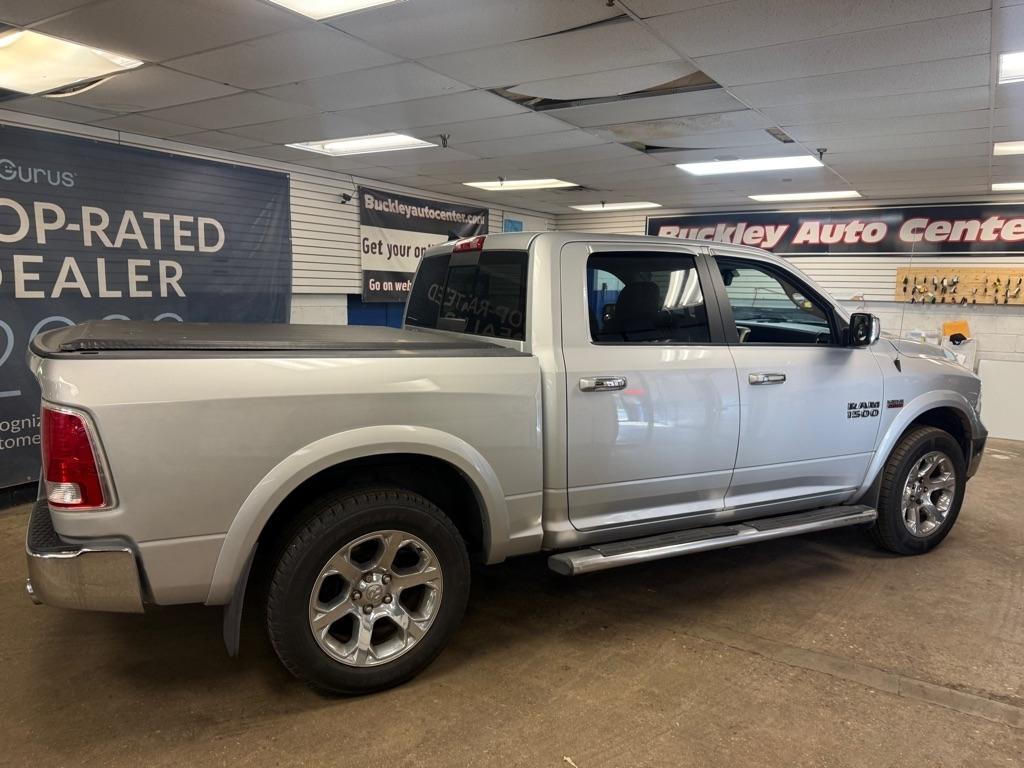RAM 1500 Laramie Crew Cab SWB 4WD 2015