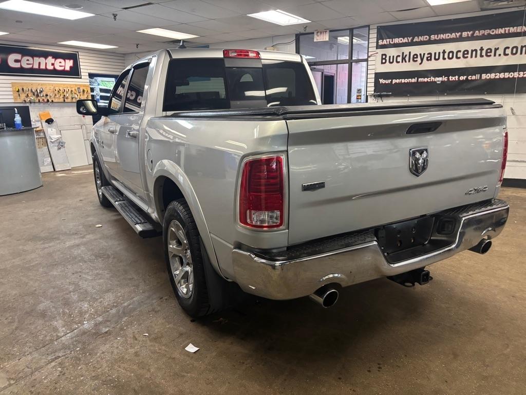RAM 1500 Laramie Crew Cab SWB 4WD 2015