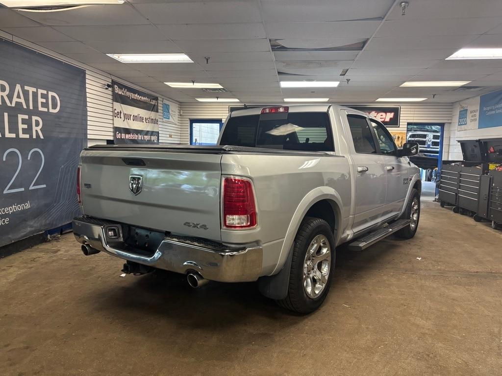 RAM 1500 Laramie Crew Cab SWB 4WD 2015
