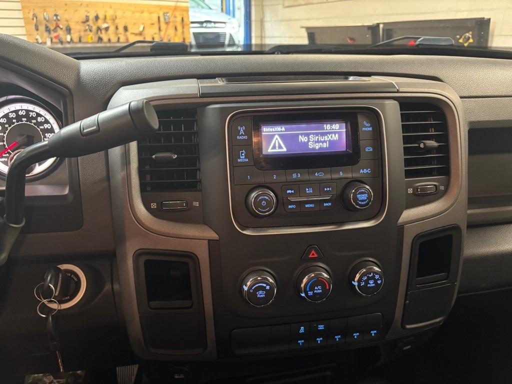 RAM 2500 Tradesman Crew Cab SWB 4WD 2018