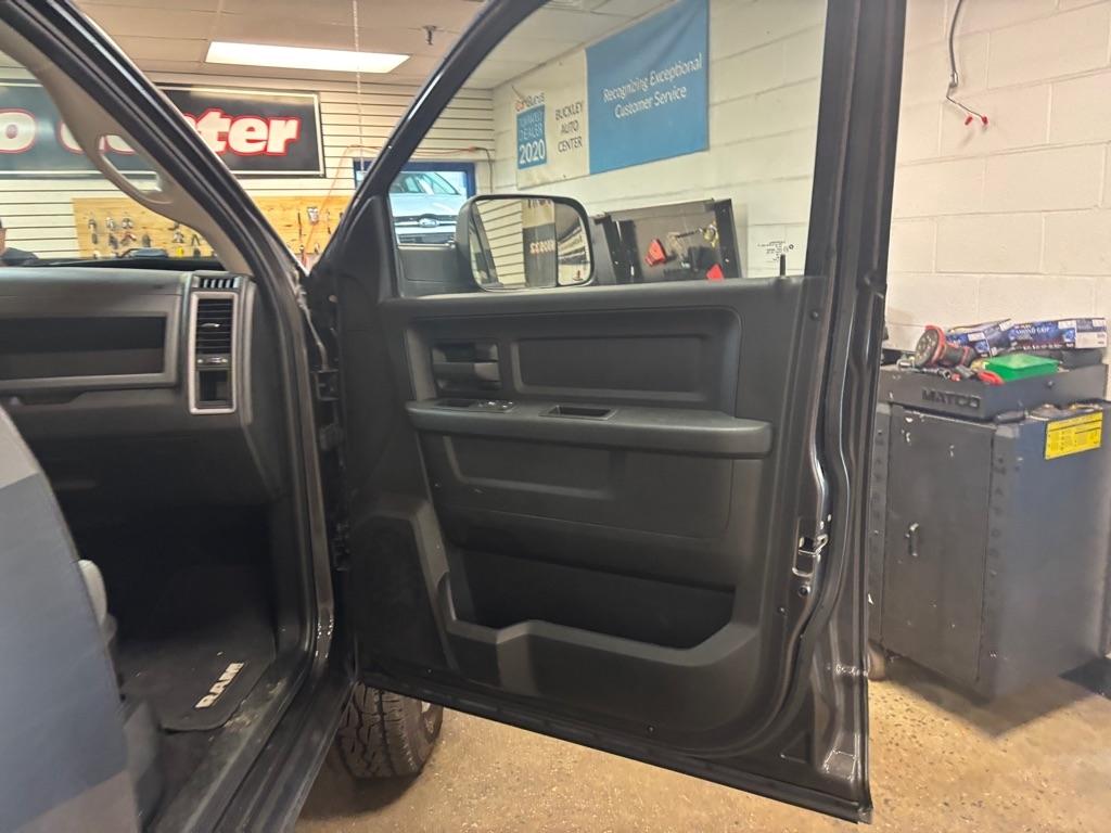 RAM 2500 Tradesman Crew Cab SWB 4WD 2018
