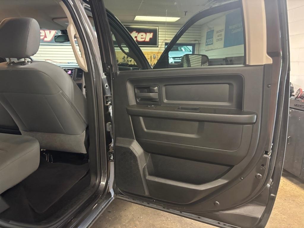 RAM 2500 Tradesman Crew Cab SWB 4WD 2018